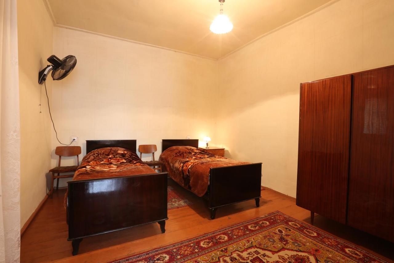 Guesthouse "Ashot Shalunts" Горис Экстерьер фото